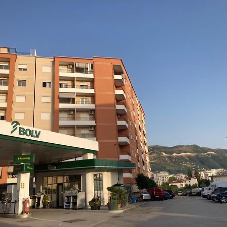 Hergi Apartament Vlorë Eksteriør billede