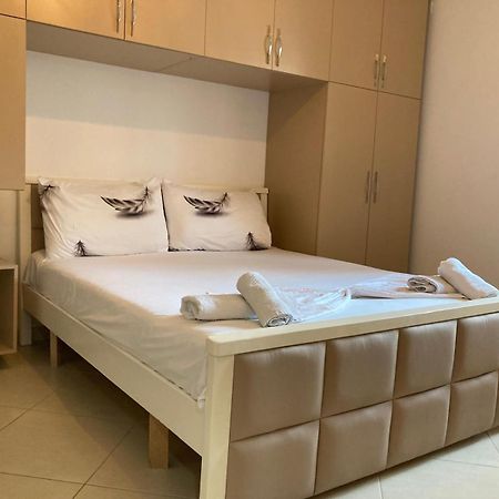 Hergi Apartament Vlorë Eksteriør billede