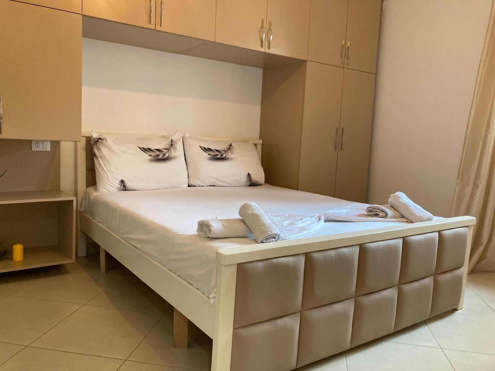 Hergi Apartament Vlorë Eksteriør billede